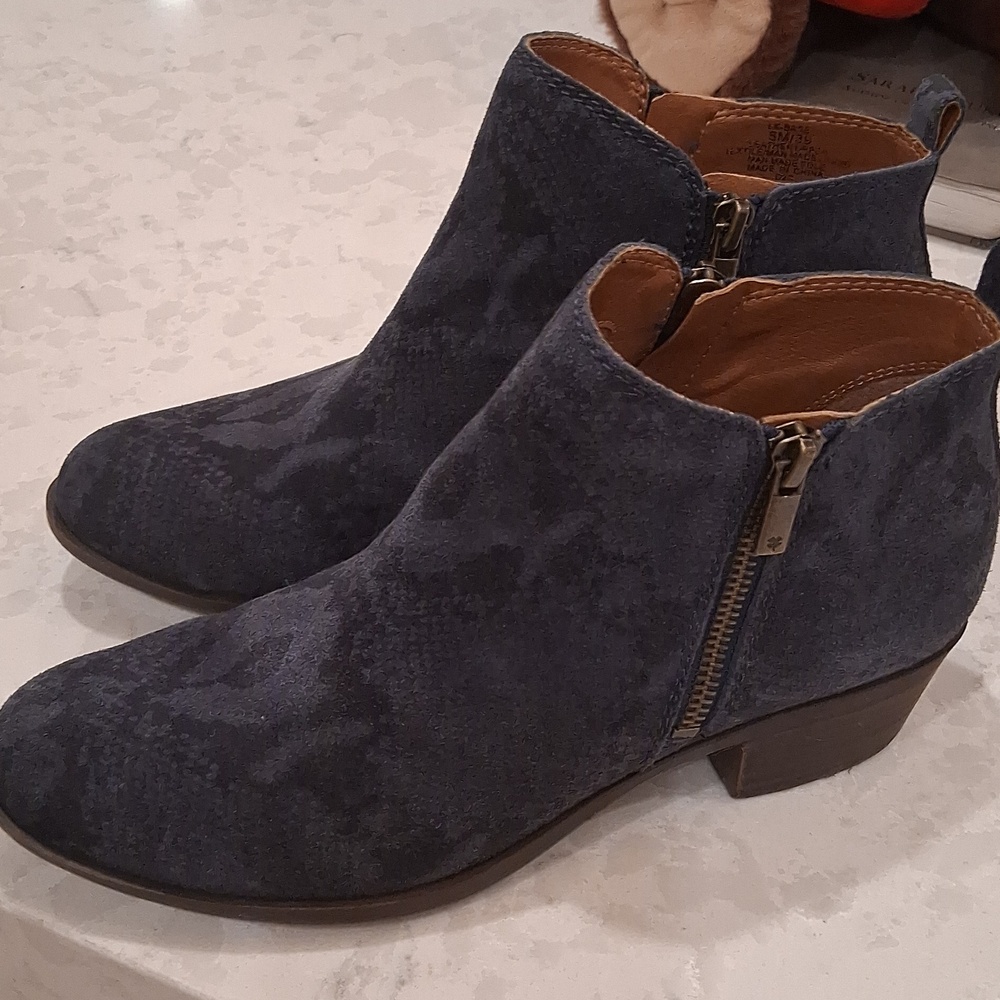 Lucky Brand Basel Blue Suede Booties Size 8 Double Side Zip